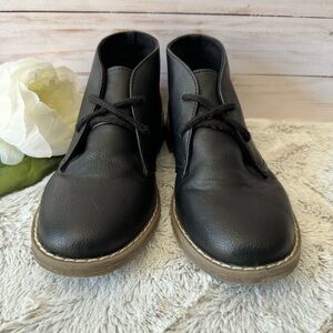 Lace up Boots Boys Sz 4